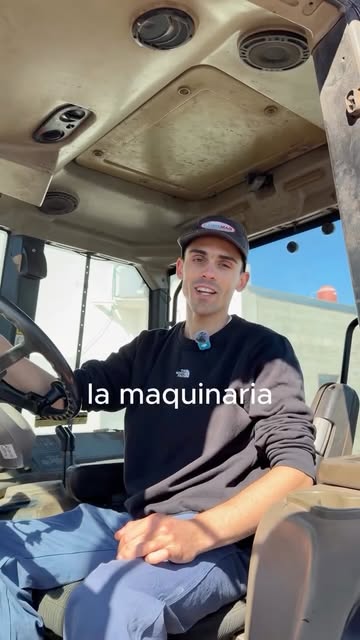 Climamar presenta sus servicios desde la cabina de una maquinaria agrícola